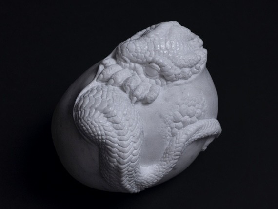「秘密の宝物」2018年　H9.5×W11.5×D9.2cm