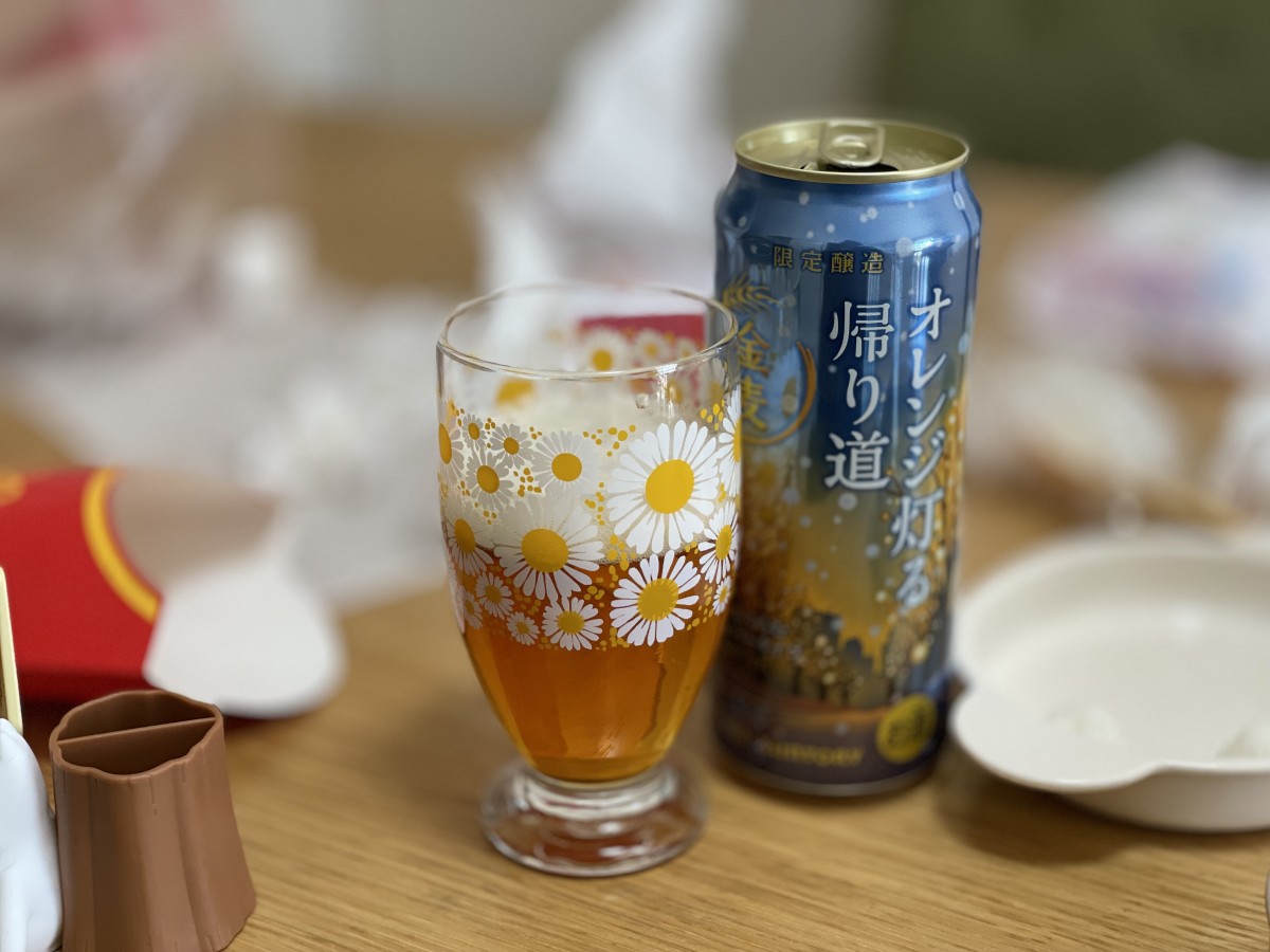 これは息子とハッピーセットを食べながら飲んだ時の写真