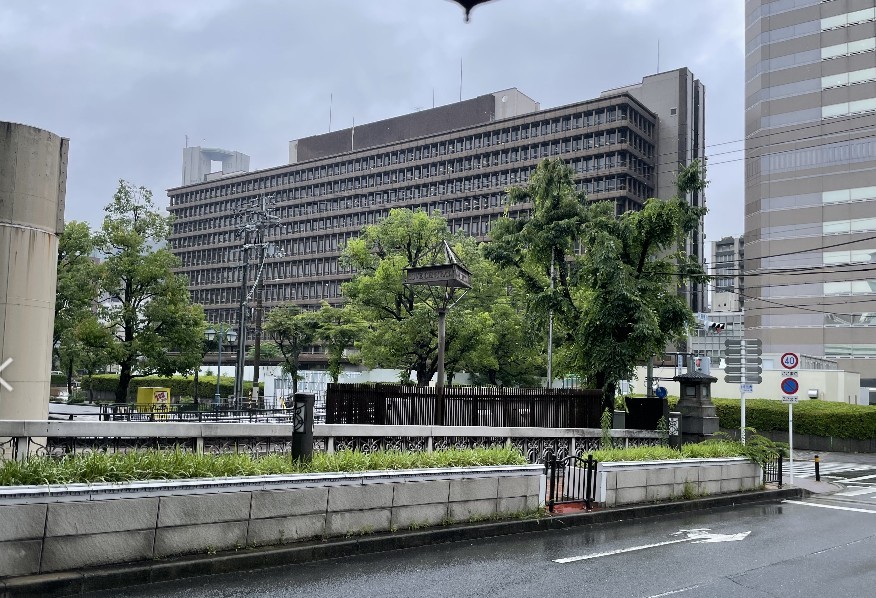大阪地裁