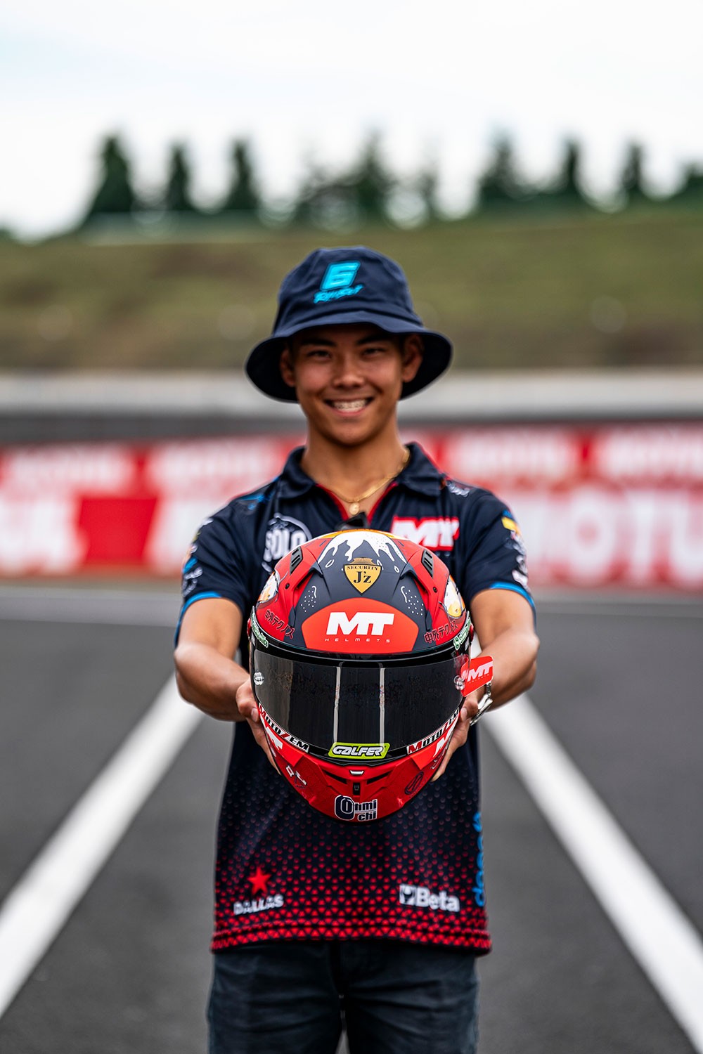 &copy;MSi Racing Team