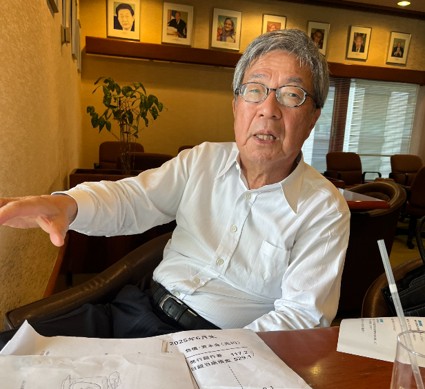 藤巻健史氏（ふじまき・たけし）　1950年生まれ、一橋大学卒、三井信託銀行を経て、米モルガン銀行（現・JPモルガン・チェース銀行）入行。東京屈指のディーラーとしての実績を買われ、東京支店長兼在日代表。同行会長から「伝説のディーラー」と称された。2000年、世界的に著名な投資家ジョージ・ソロス氏のアドバイザーを務める。2013～19年、2024～25年に参院議員。現在はフジマキ・ジャパン代表取締役