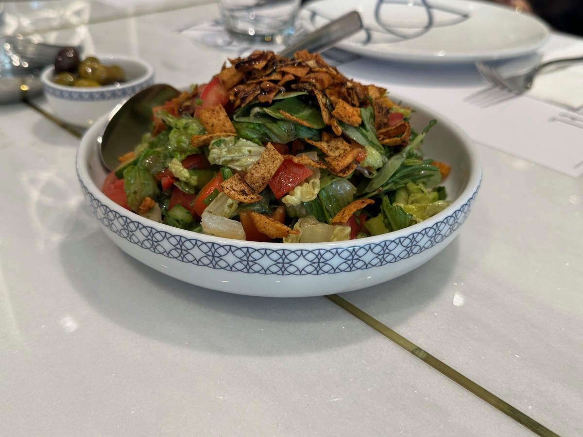 Fatoush（Mixed vegetables, tomato and fried bread）