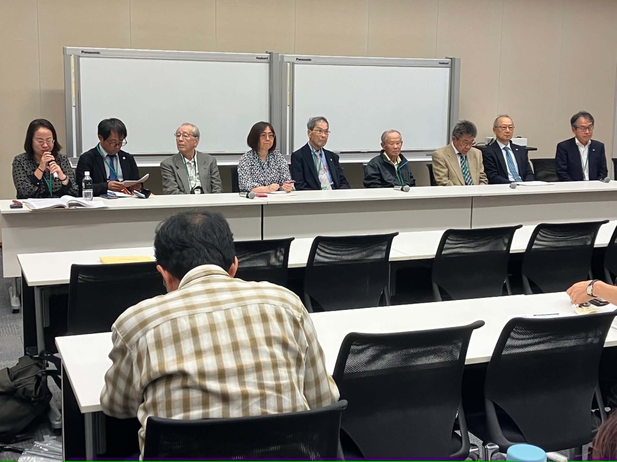 9月29日、口頭弁論の後に記者会見をおこなう各地の原告・弁護団
