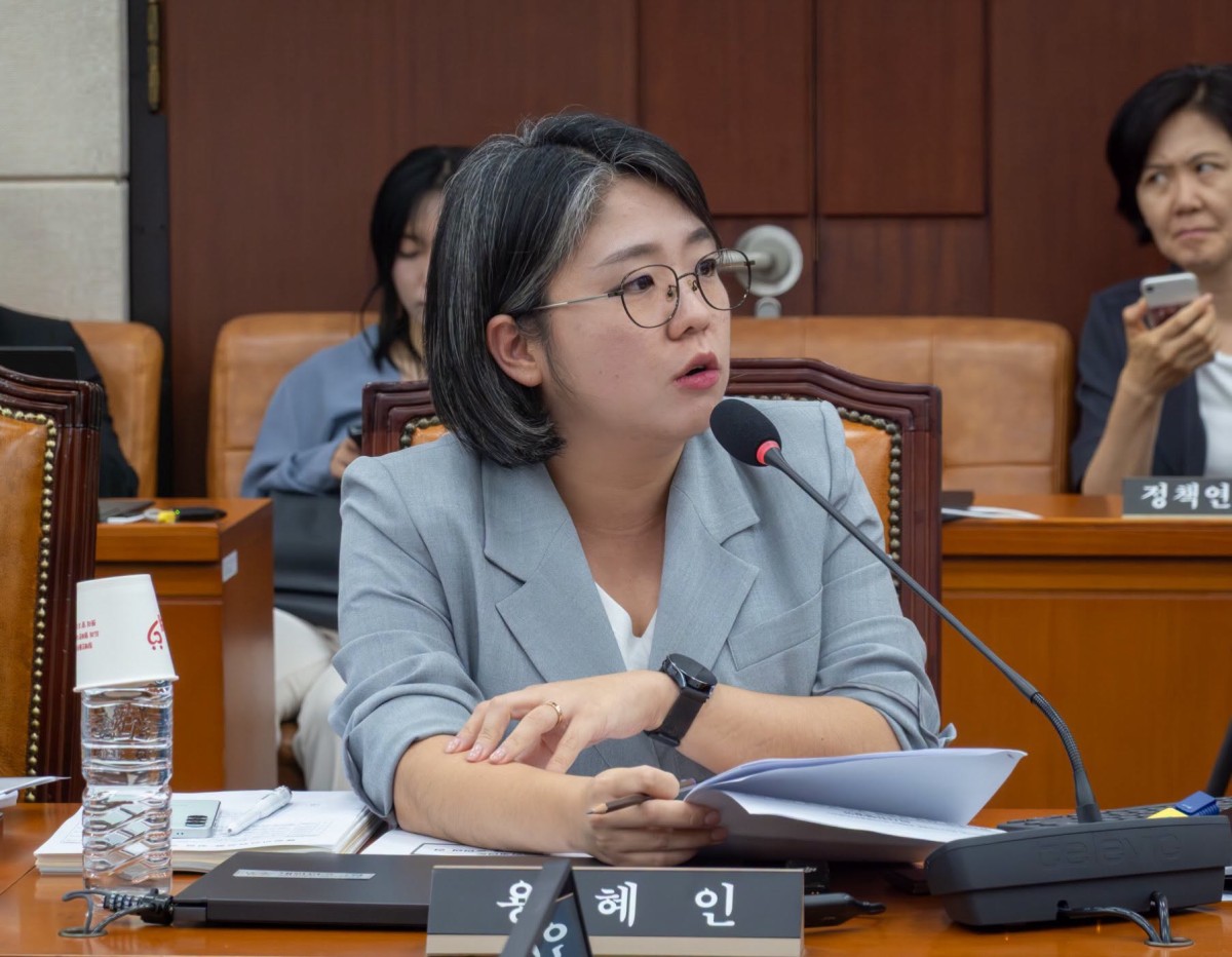 基本所得党の龍慧仁（ヨン・ヘイン）議員。性平等家族部の長官候補に指名された。同氏のFacebookより引用。