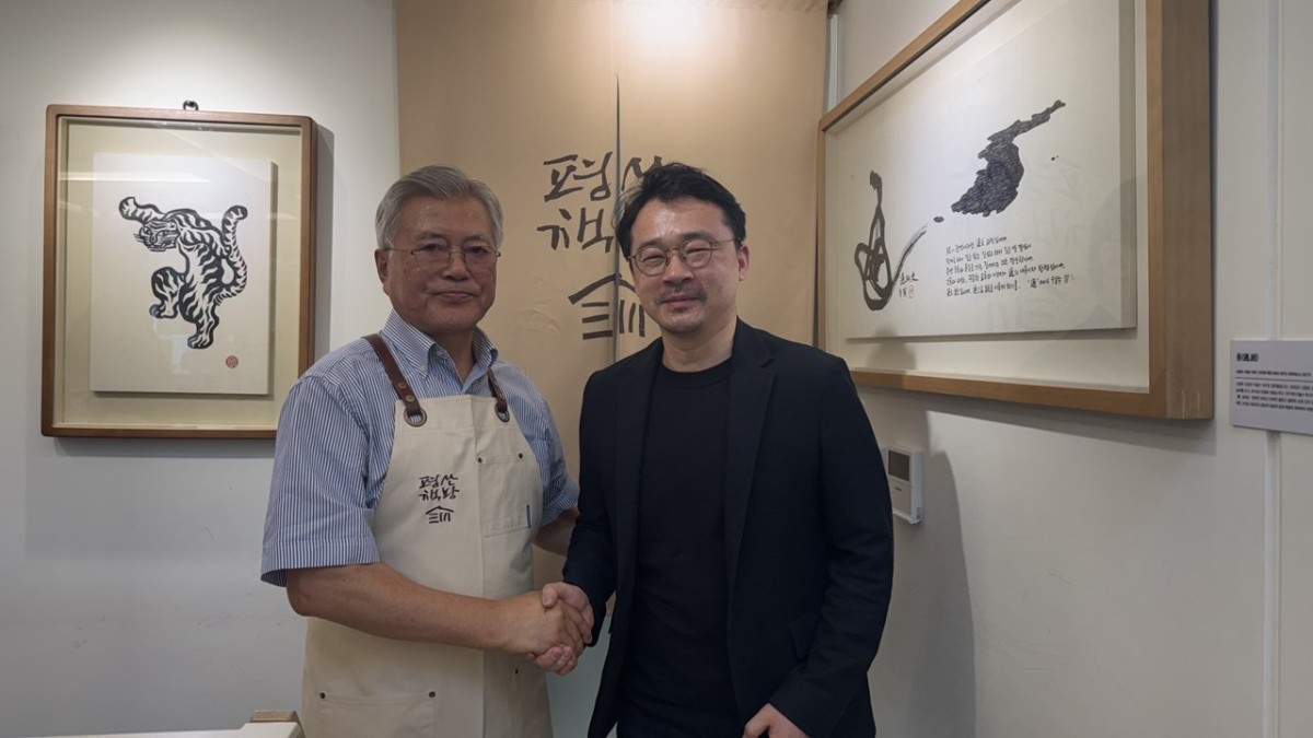 私も昨年5月、本屋を訪れました。