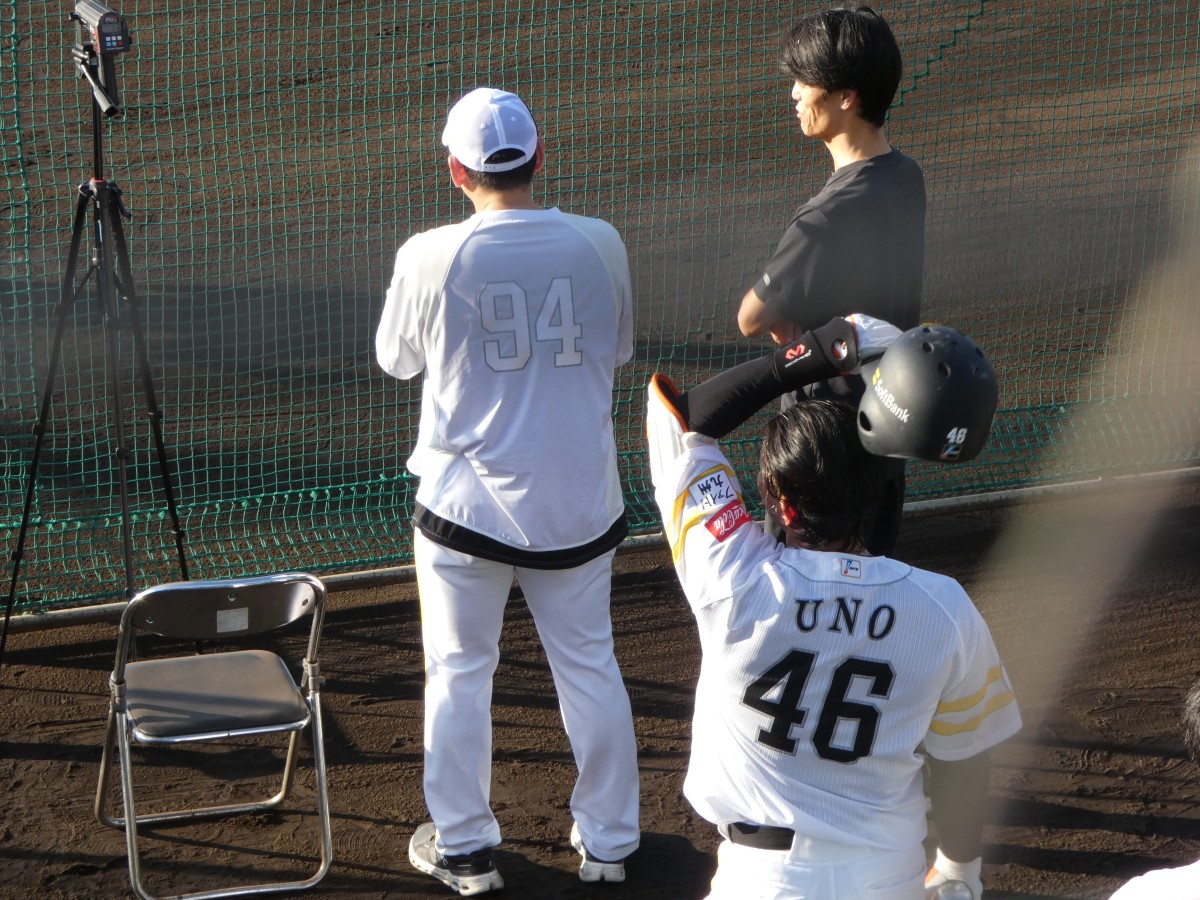 倉野コーチも視察