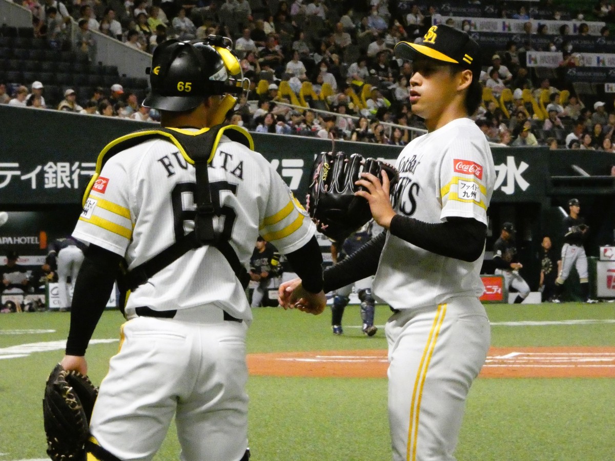 この日は藤田悠太郎捕手とのバッテリー