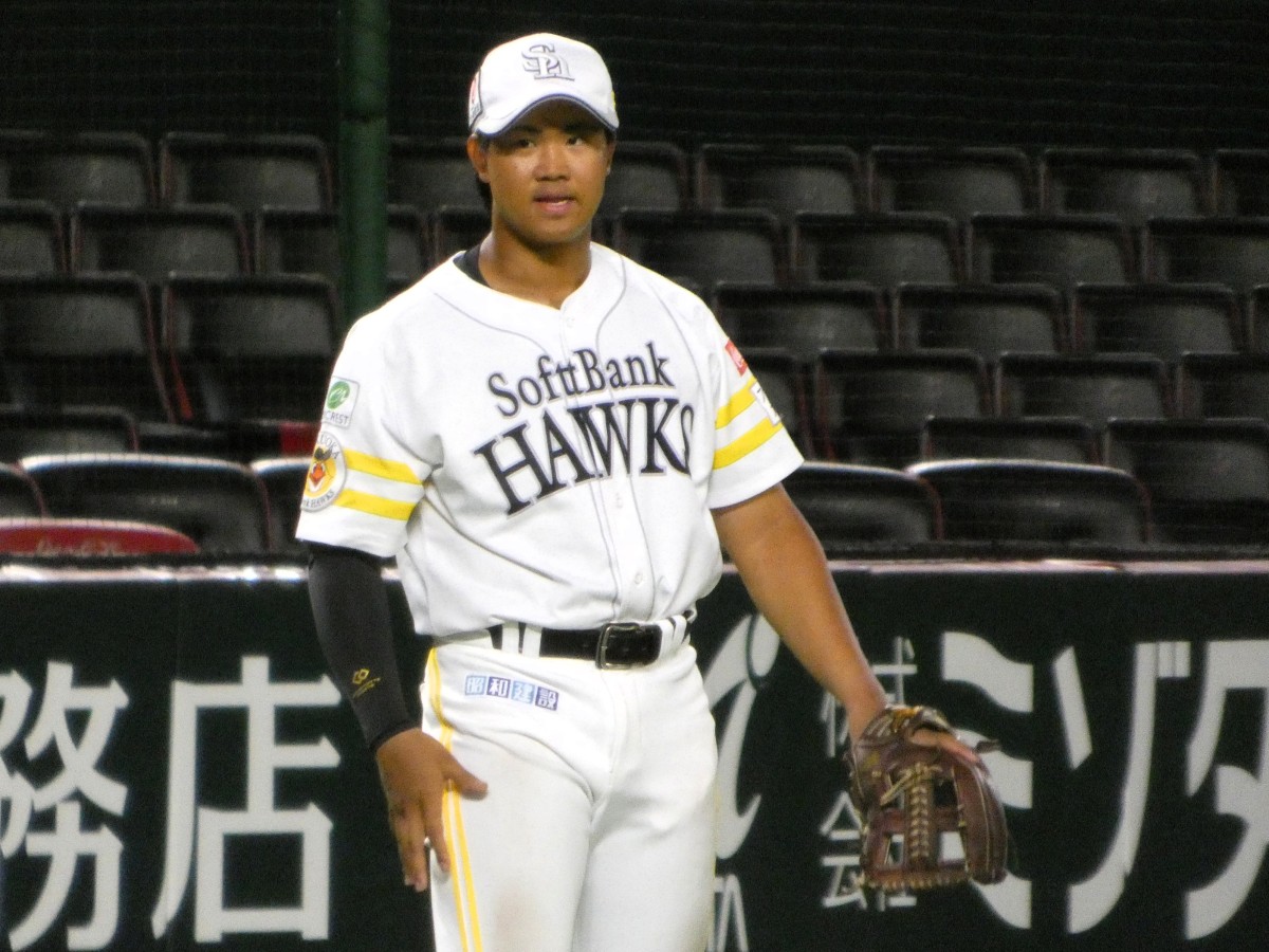 20日のライブBPでサードを守ったザイレン内野手