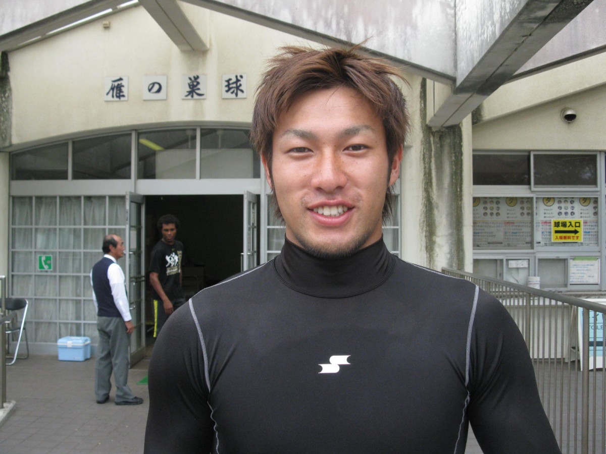 ルーキーの頃の柳田選手。雁の巣球場にて