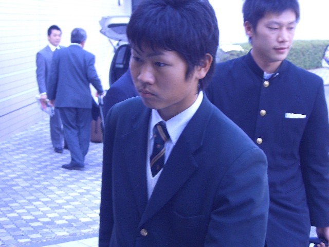 2008年、ルーキー中村晃選手の西戸崎寮の入寮の日に撮影したもの