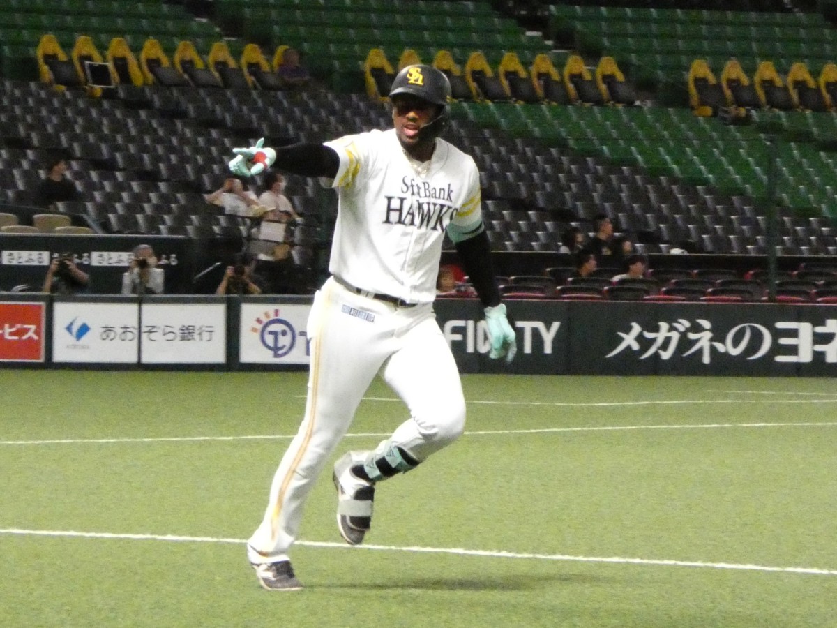 確信の一発。アルモンテ内野手