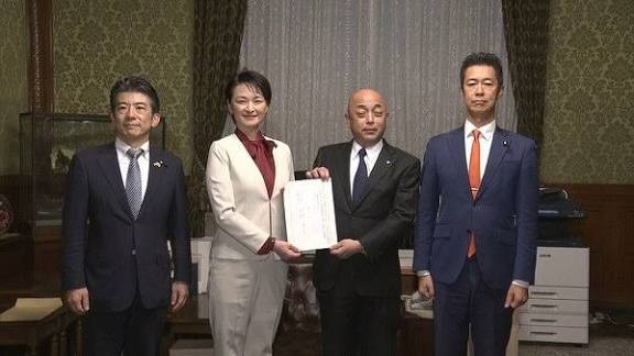 法案提出に漕ぎつけた。