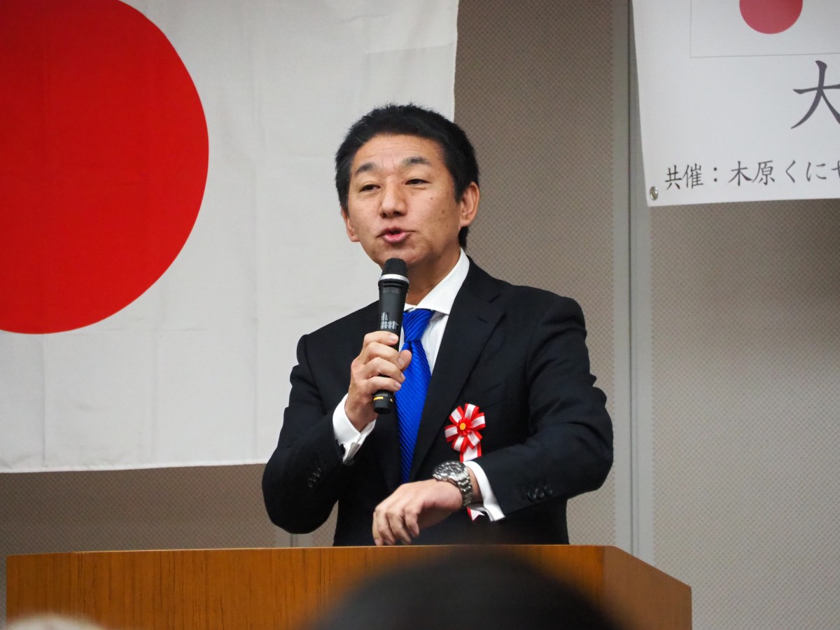 （講演した川崎市議の三宅氏）