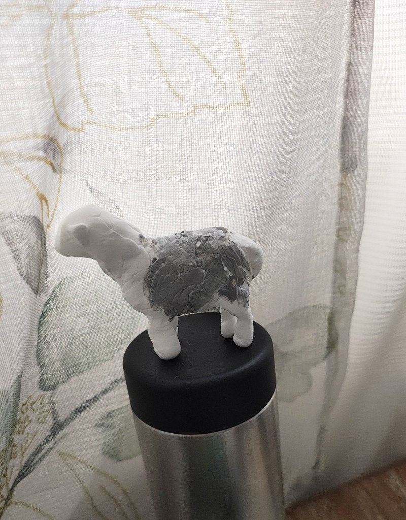 固まる前に色を塗ってしまったので、一時ストップ