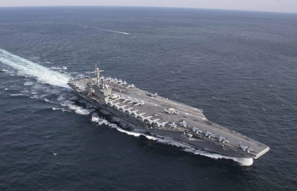 空母エイブラハム・リンカーン＝米海軍のHPから