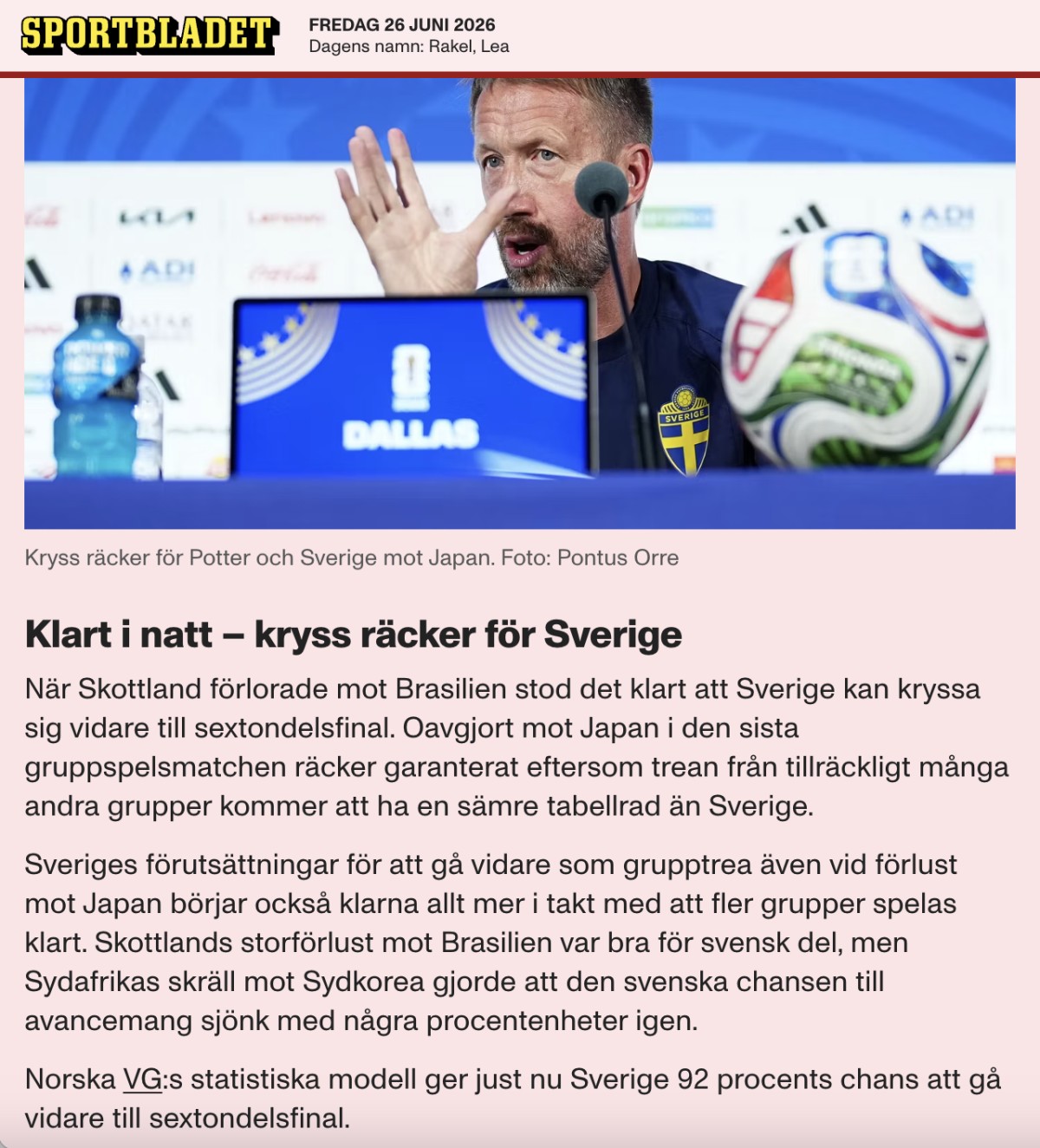 スウェーデンの人気ニュースメディアに掲載されたサッカーワールドカップの記事。複数のAI翻訳によると、見出しの「Klart i natt – kryss räcker för Sverige」は、「今夜決定 ― スウェーデンは引き分けで十分」という意味だそうだ