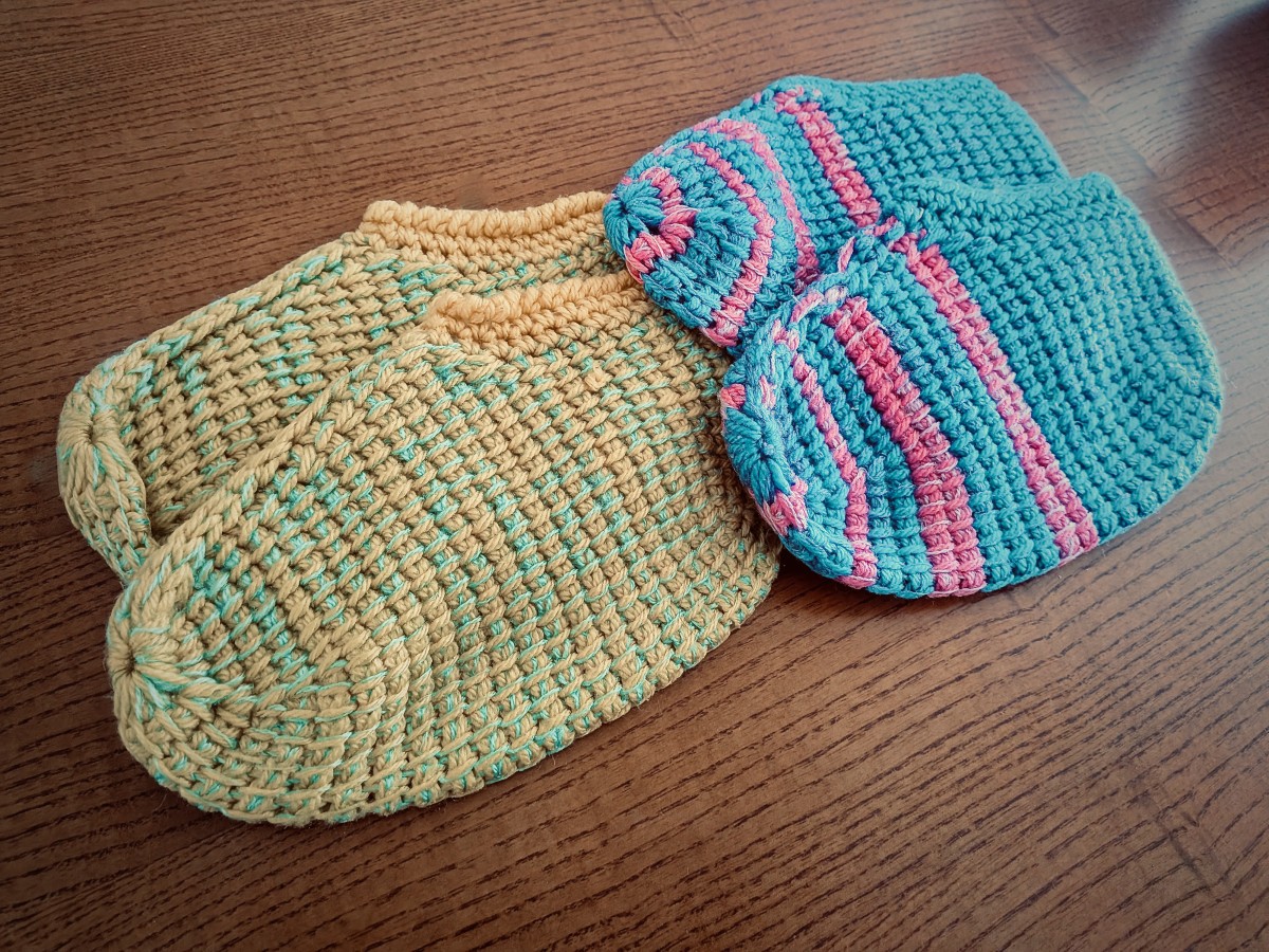 義母が編んでくれた靴下。履き心地がいい。さすが戦中生まれ。年季が違う。娘が我先に所有権を主張した。