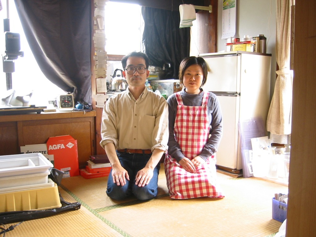 フォトエッセイ集『ふうふ写真散歩』を出版するきっかけになり、本の表紙にもなった結婚記念の写真