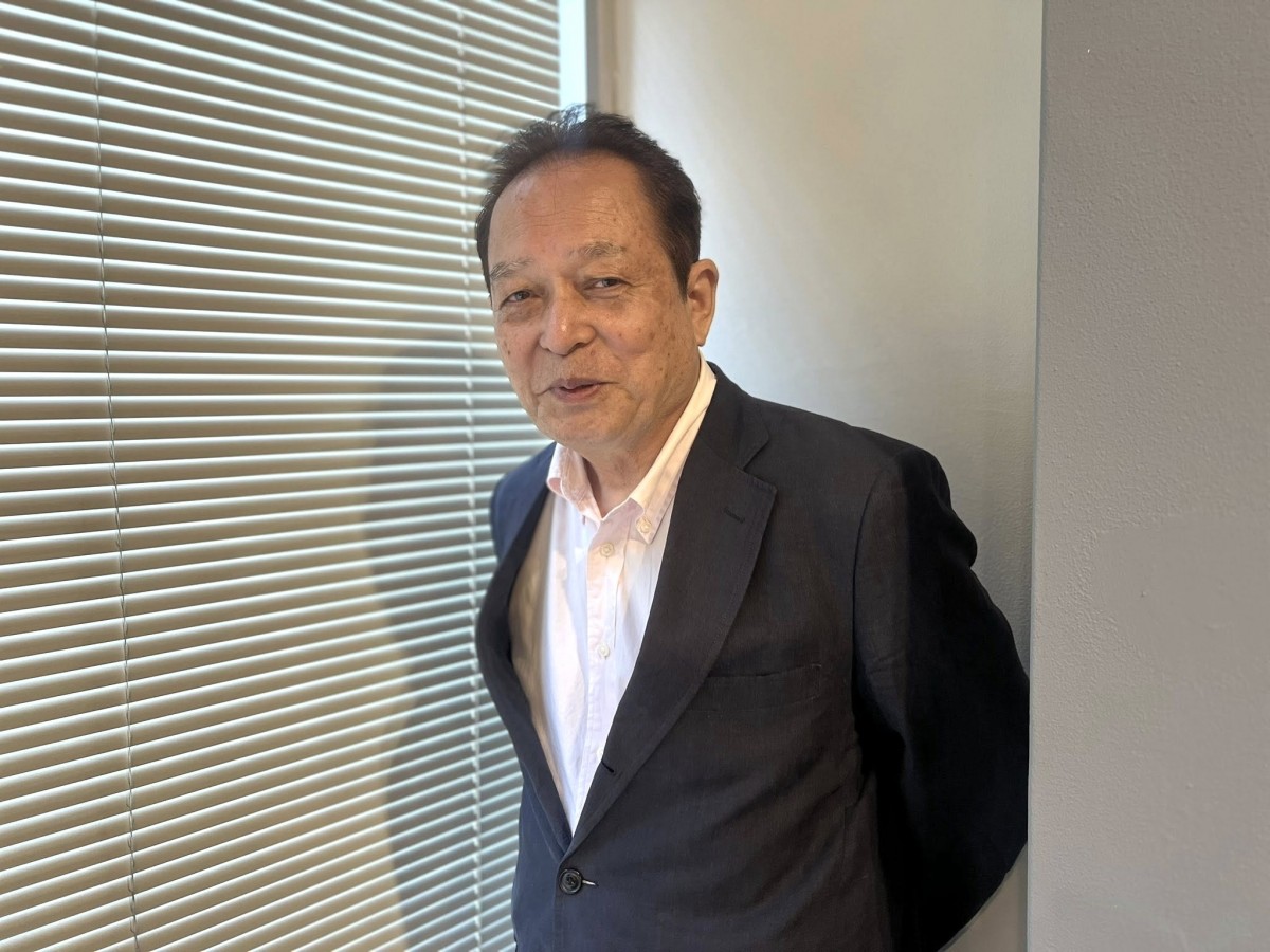 時には部下が書いた記事の取材相手ともつながり続けて本を書いてしまう清武英利さん（撮影・岩永直子）