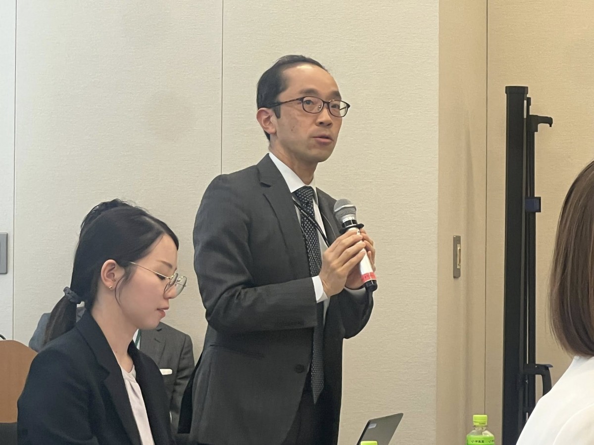 来年春の定期接種化については消極的な姿勢を見せた前田彰久・予防接種課長