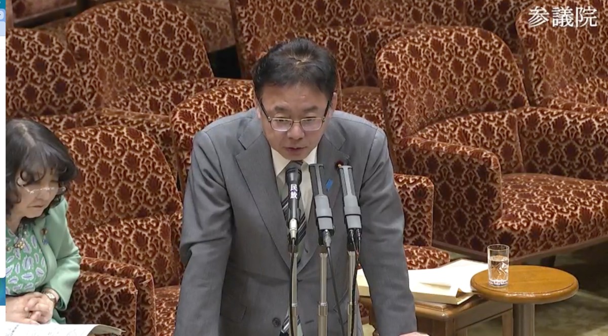 上野賢一郎厚労相