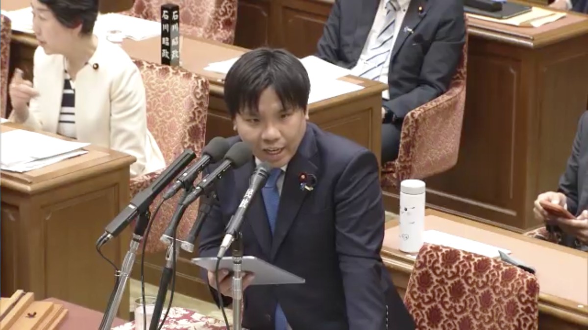 チームみらいの高山聡史議員