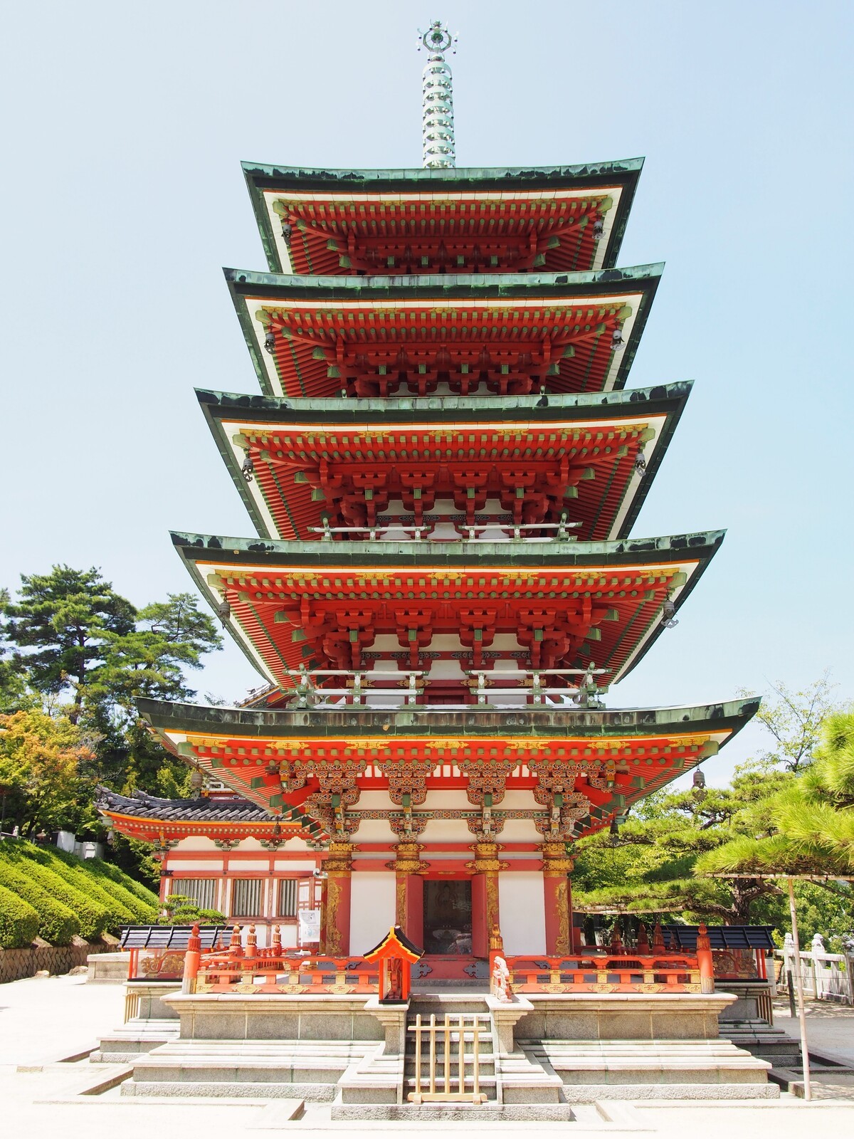 奈良・室生寺の五重塔