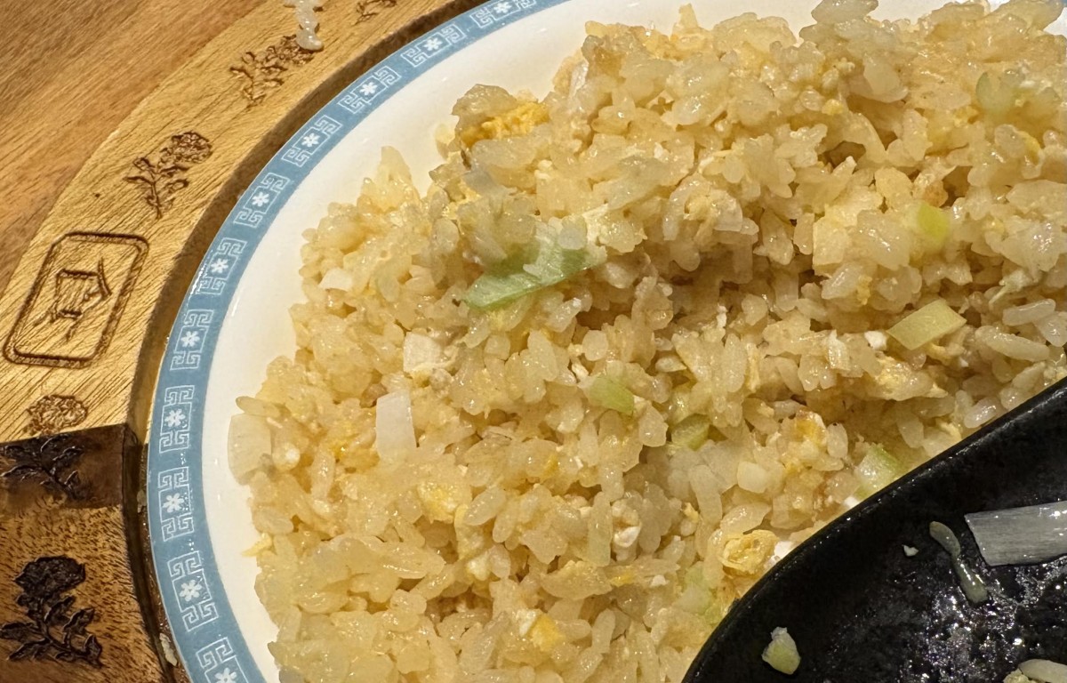 パラパラ、あっさり。
