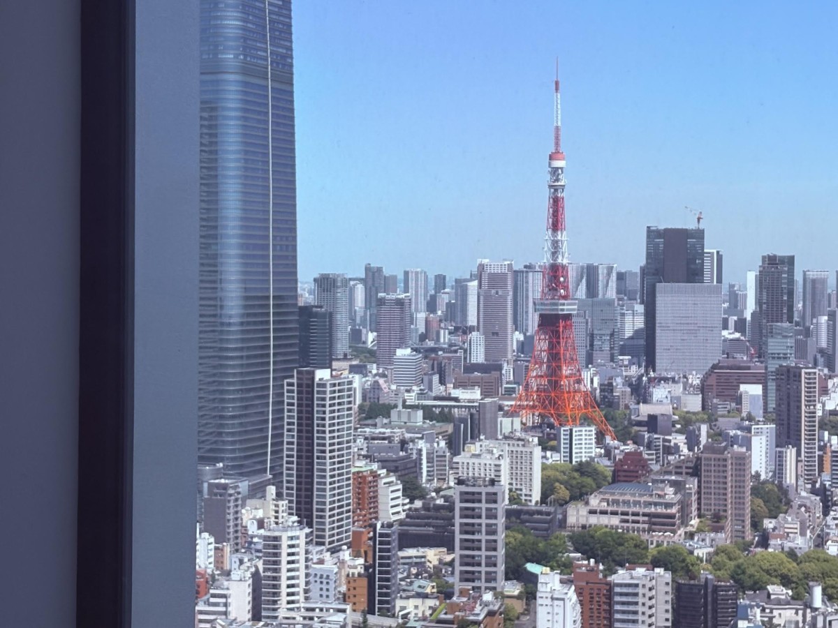 六本木ヒルズ33階から、東京タワーがきれいに見えた。