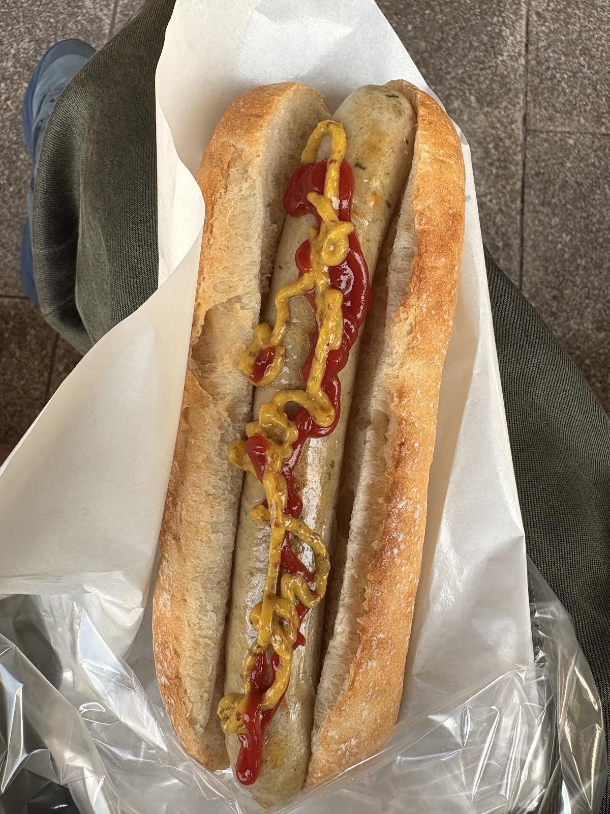 粗挽きホットドック