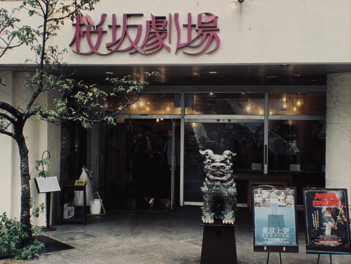 いい面構えのシーサーがいます。
