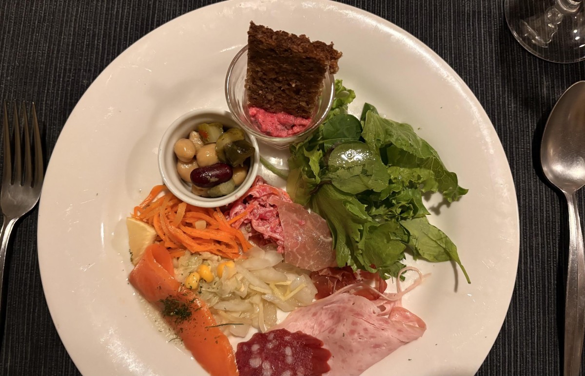 ゆっくり食べることを練習中。