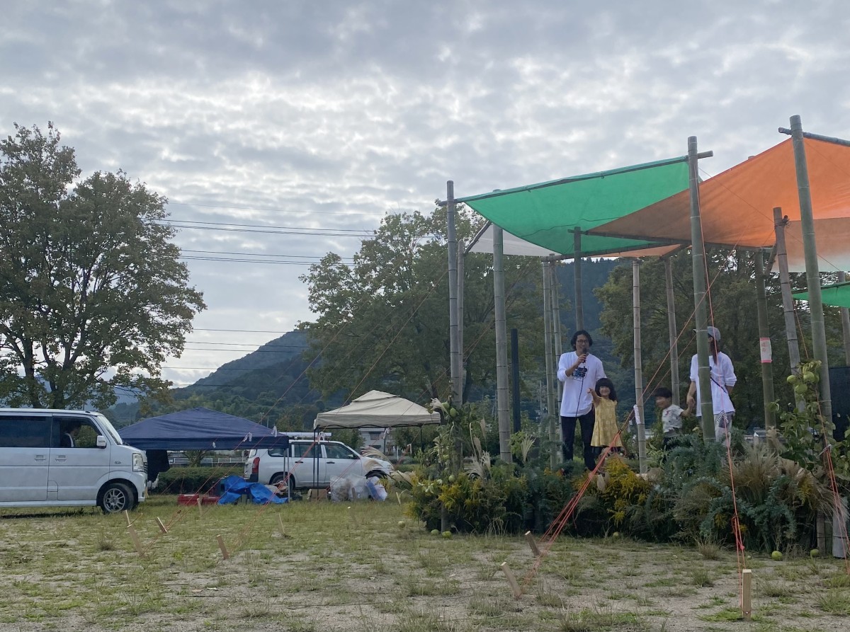 冒頭挨拶にて、万感の想いを語るモリさんの傍らでモリ家の一員化することり。自由すぎるやろ。それを許してくれるモリ家が素敵