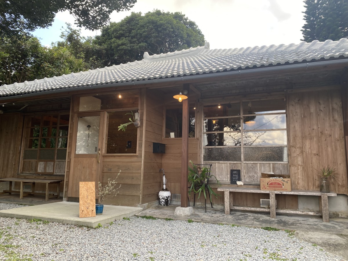 はなうた書房さん。なぜ23日か。マイケルジョーダンの背番号なのだという