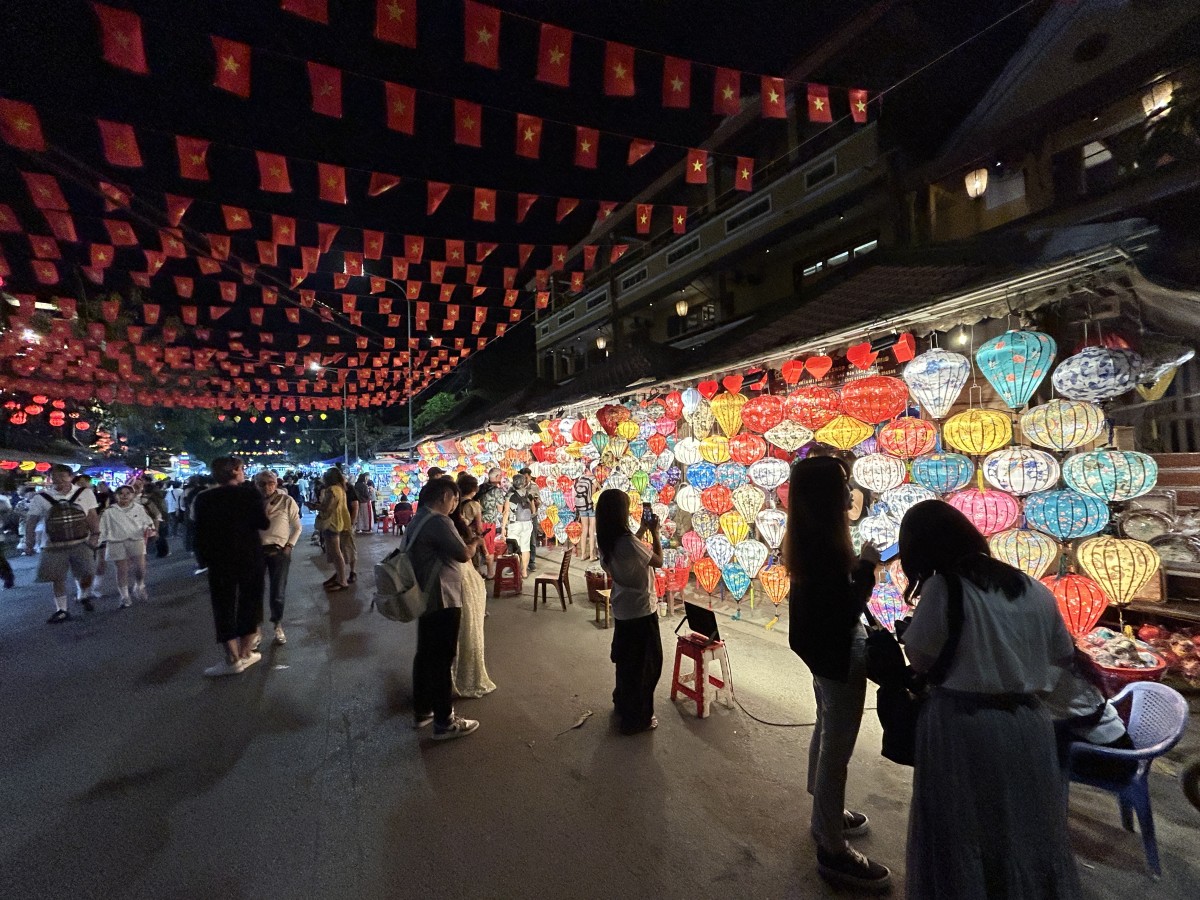 ランタン推しの旧市街