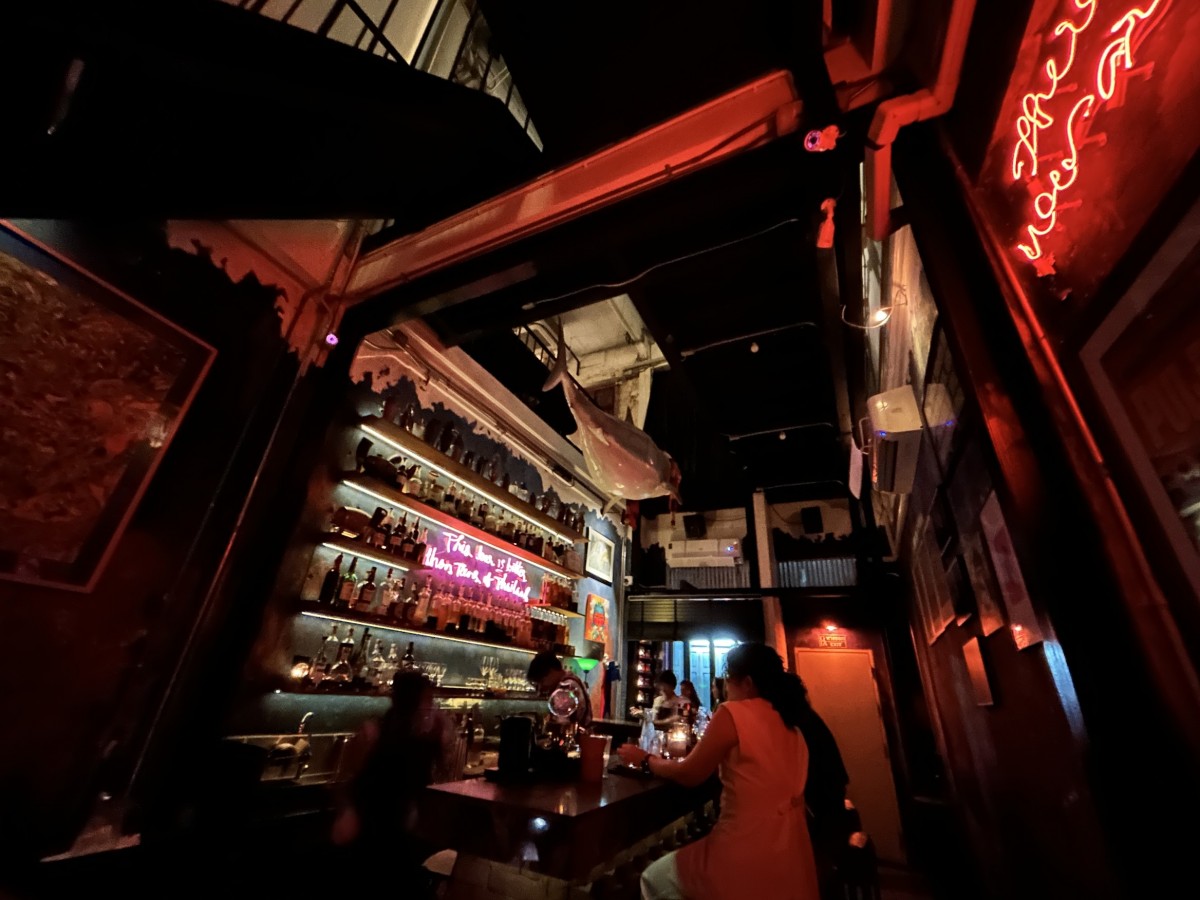 &lt;a href=&quot;https://maps.app.goo.gl/2K5hi4YBpjaiyGeT9&quot; target=&quot;_blank&quot;&gt;Asia Today Bar&lt;/a&gt;（ソイナナ）