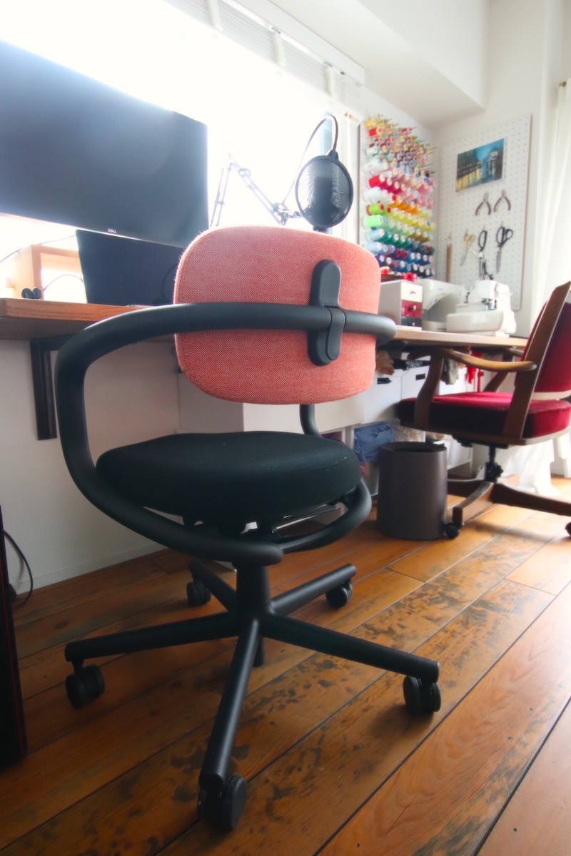 現在我が家で使っている3種類のデスクチェアまとめ Vertebra03