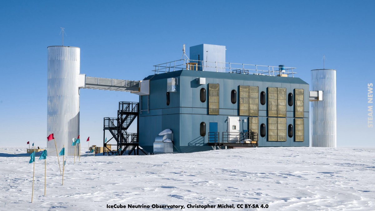 IceCube Neutrino Observatory, Christopher Michel, CC BY-SA 4.0