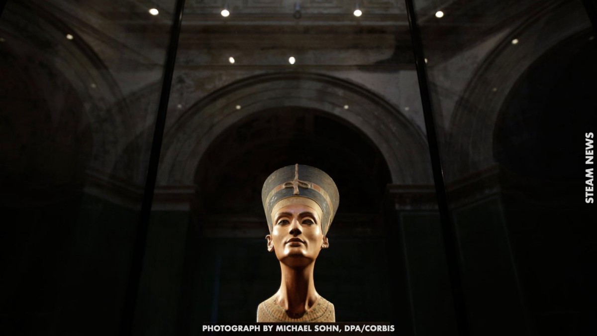 ネフェルティティ（PHOTOGRAPH BY MICHAEL SOHN, DPA/CORBIS）