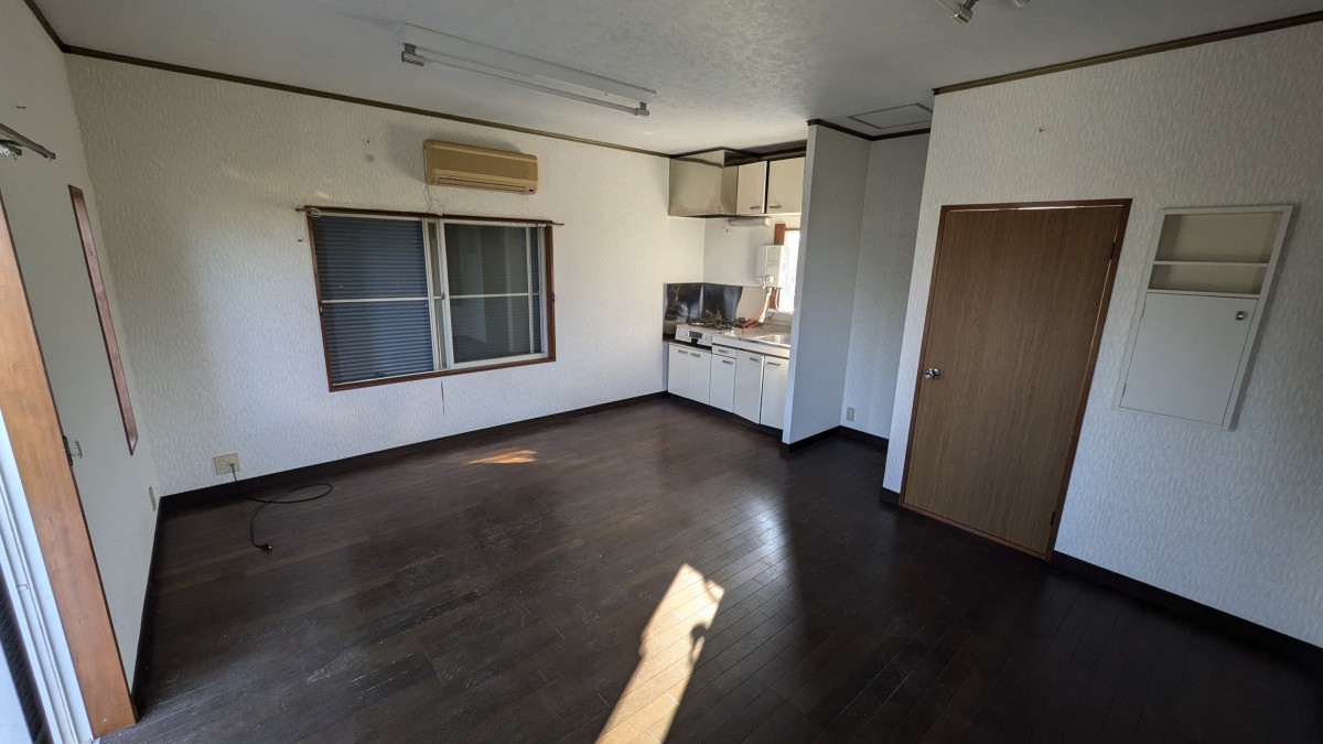 反響が鈍く、半値の処分価格で売られていた僕の自宅。