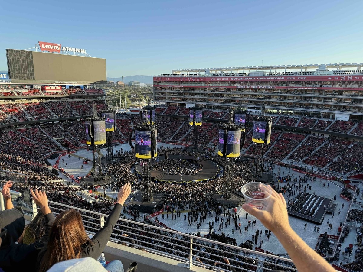 Santa Claraの Levi's Stadium; ゲストバンドのリンプ・ビズキットの公演