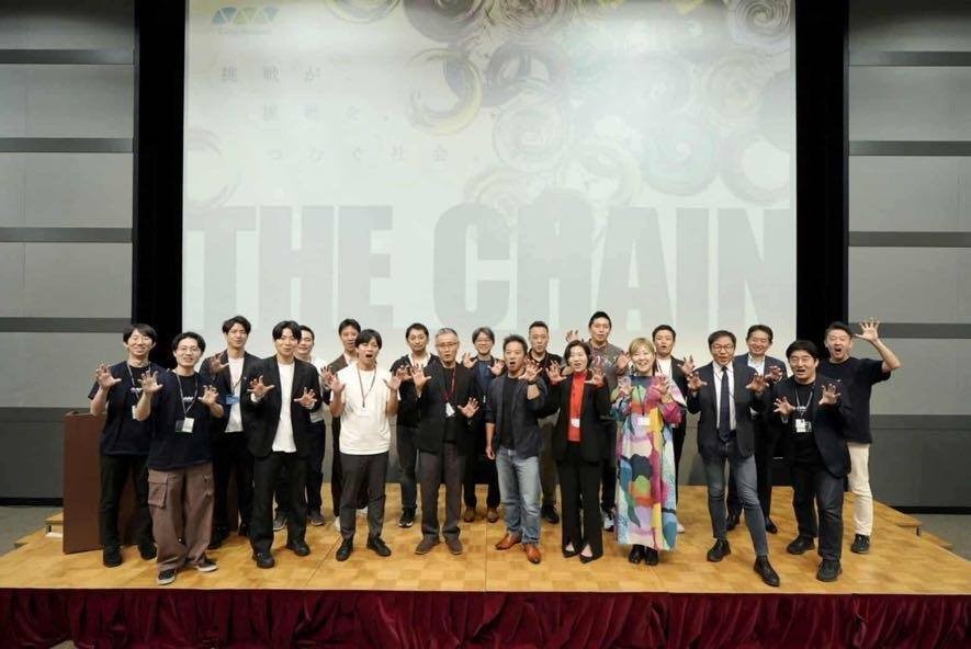 登壇者の集合写真（出所：松岡さんFB）