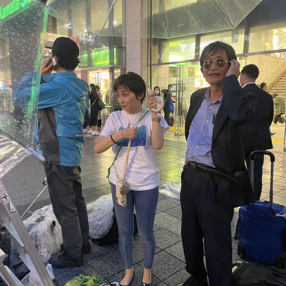 これが横田さん(右側の人)だ！東京都知事選挙 小池百合子候補の蒲田駅街宣にて。記事も読んでね！