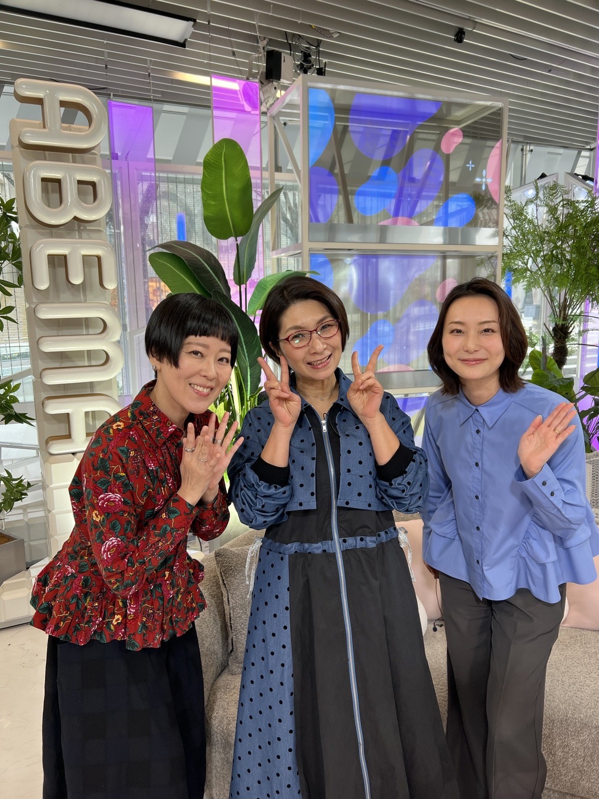 本間智恵さん、くわばたりえさんと。