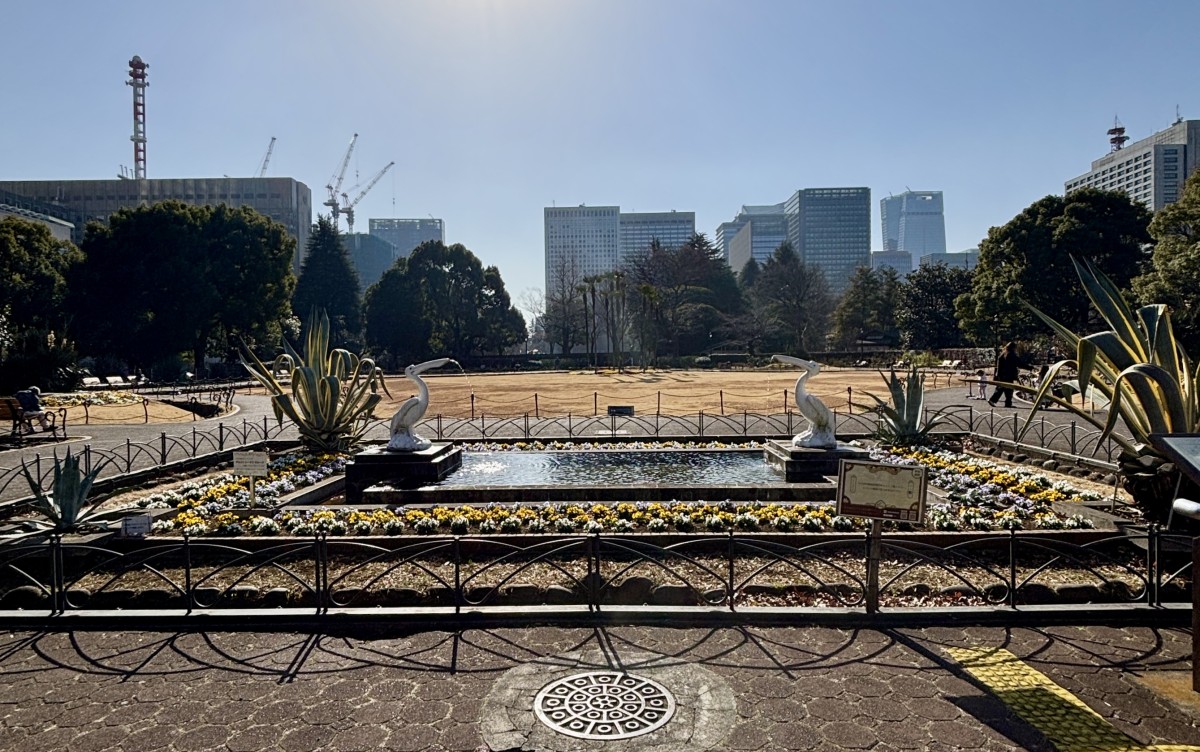 冬の日比谷公園、ペリカン噴水をトップ画像にしてお送りします